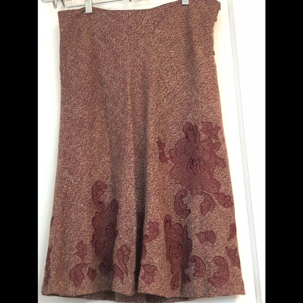 Express Burgundy lace appliqué Tweed Skirt
